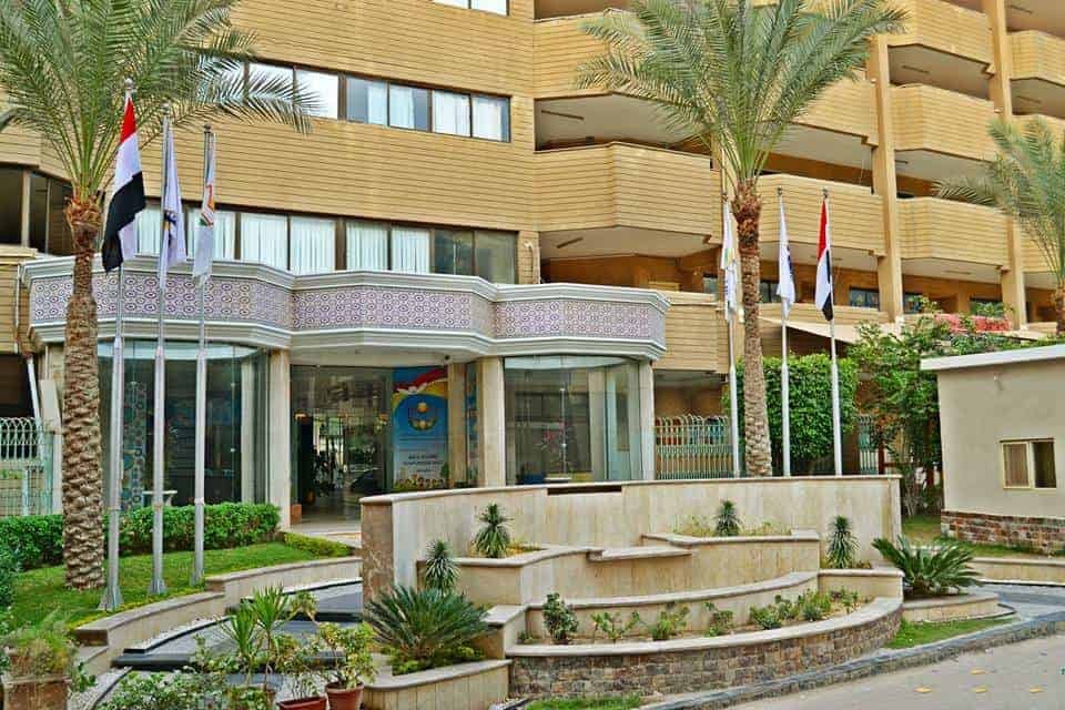 مدارس الواحة الدولية