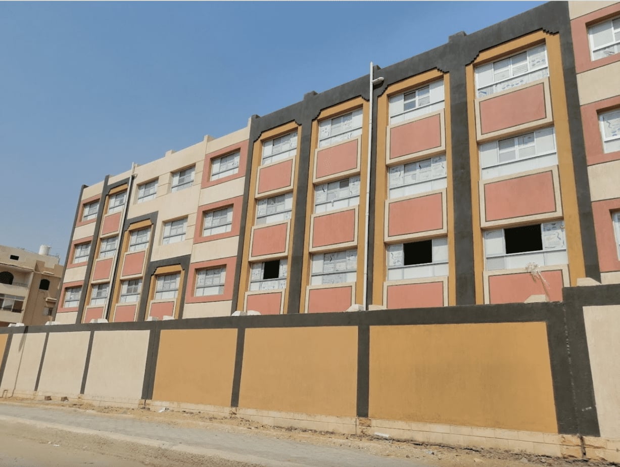 مدرسة نهضة مصر الرسمية المتميزة لغات